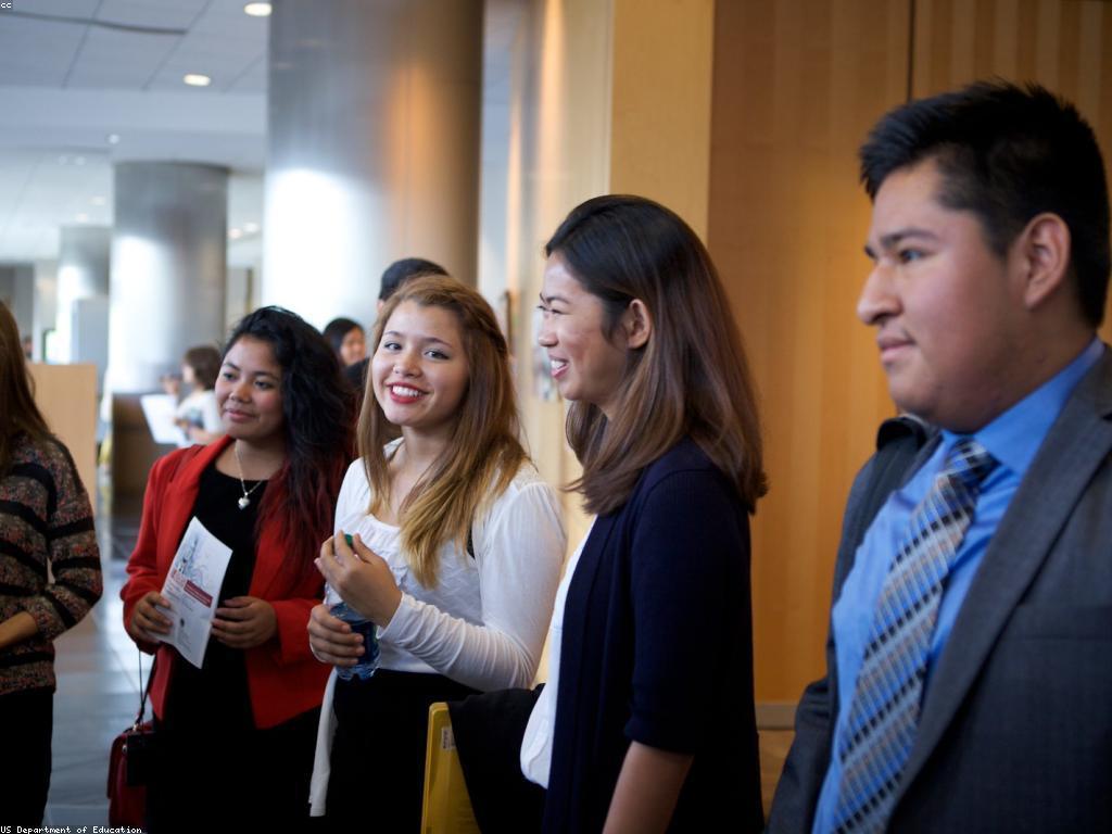 ការពិចារណា និងមតិសូមរួមចំណែក